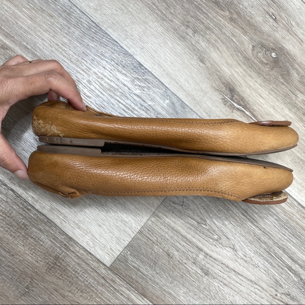 Tory Burch Reva Tumbled Leather Ballet Flats Size 8.5 - Picture 4 of 13